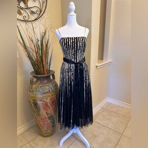 JS Collections Women's and Black and Cream Midi/Dress Size 8 EUC